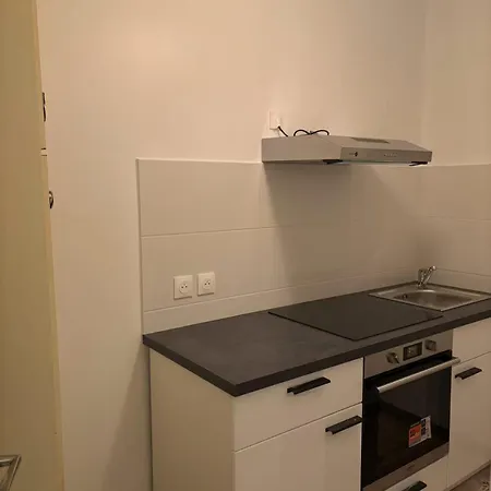 Tant-guo Bella בית הארחה טולוז